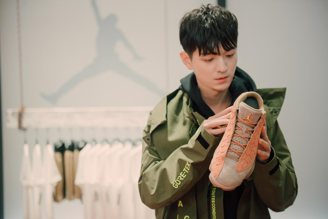 当天,文苡帆与新锐演员周雨彤,青年男演员张铭恩,超