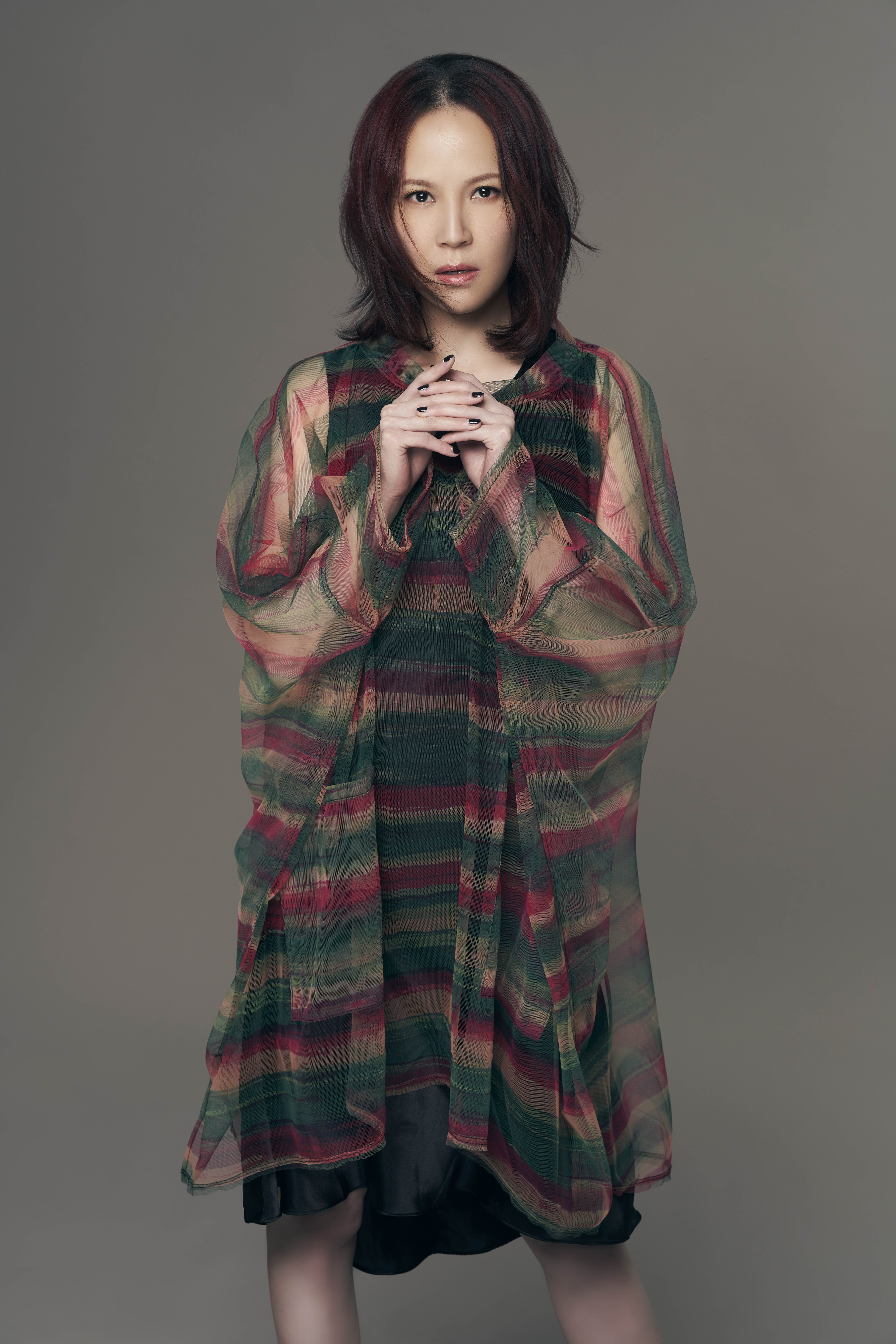 歌手杨乃文杨乃文希望通过新专辑《越美丽越看不见》向世人传达的观念