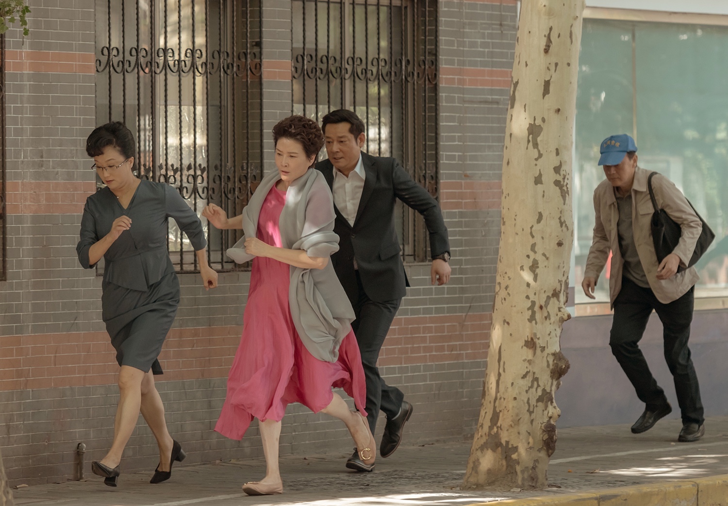 《裸养》杀青聚焦"养孩"话题再现新一代父母烦恼与