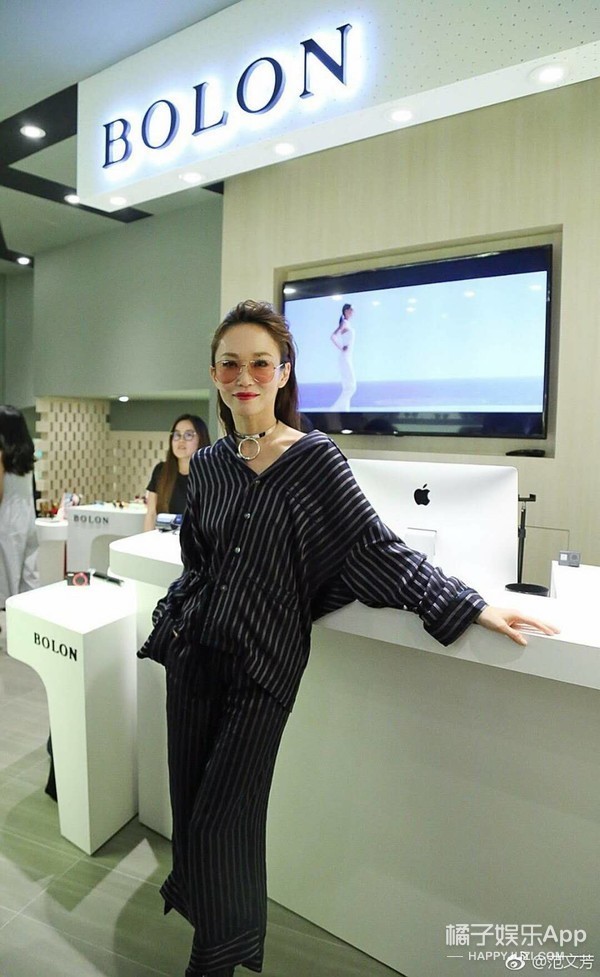 还记得《金大班》中的任黛黛吗?她现在长这样