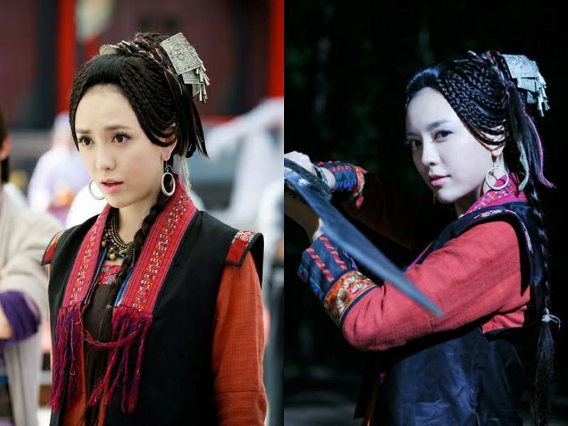 吕佳容在古装剧《笑傲江湖》中饰演五毒教教主蓝凤凰,是一个亦正亦邪