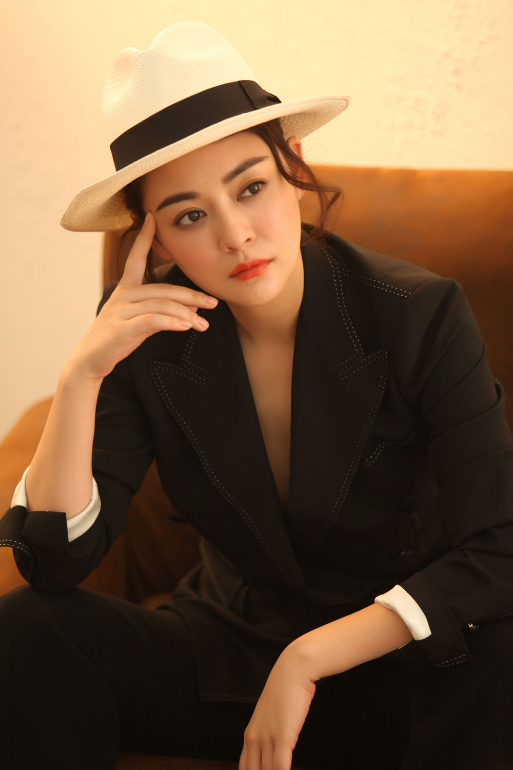 结爱千岁大人的初恋将播陈佳妍演绎正直暖心主编