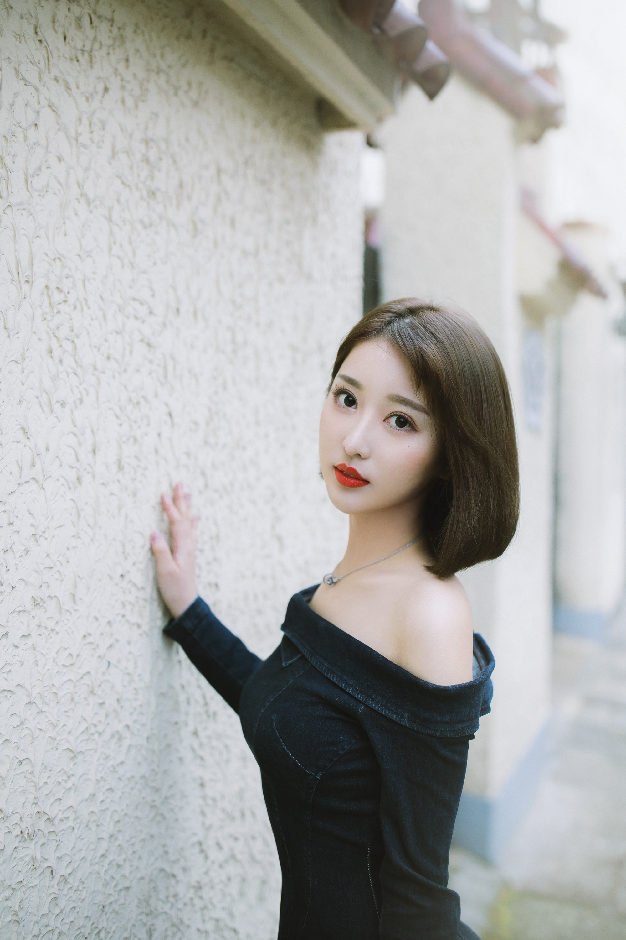 狐友国民校花王微斯直爽的00后校花想要挑战宫斗戏