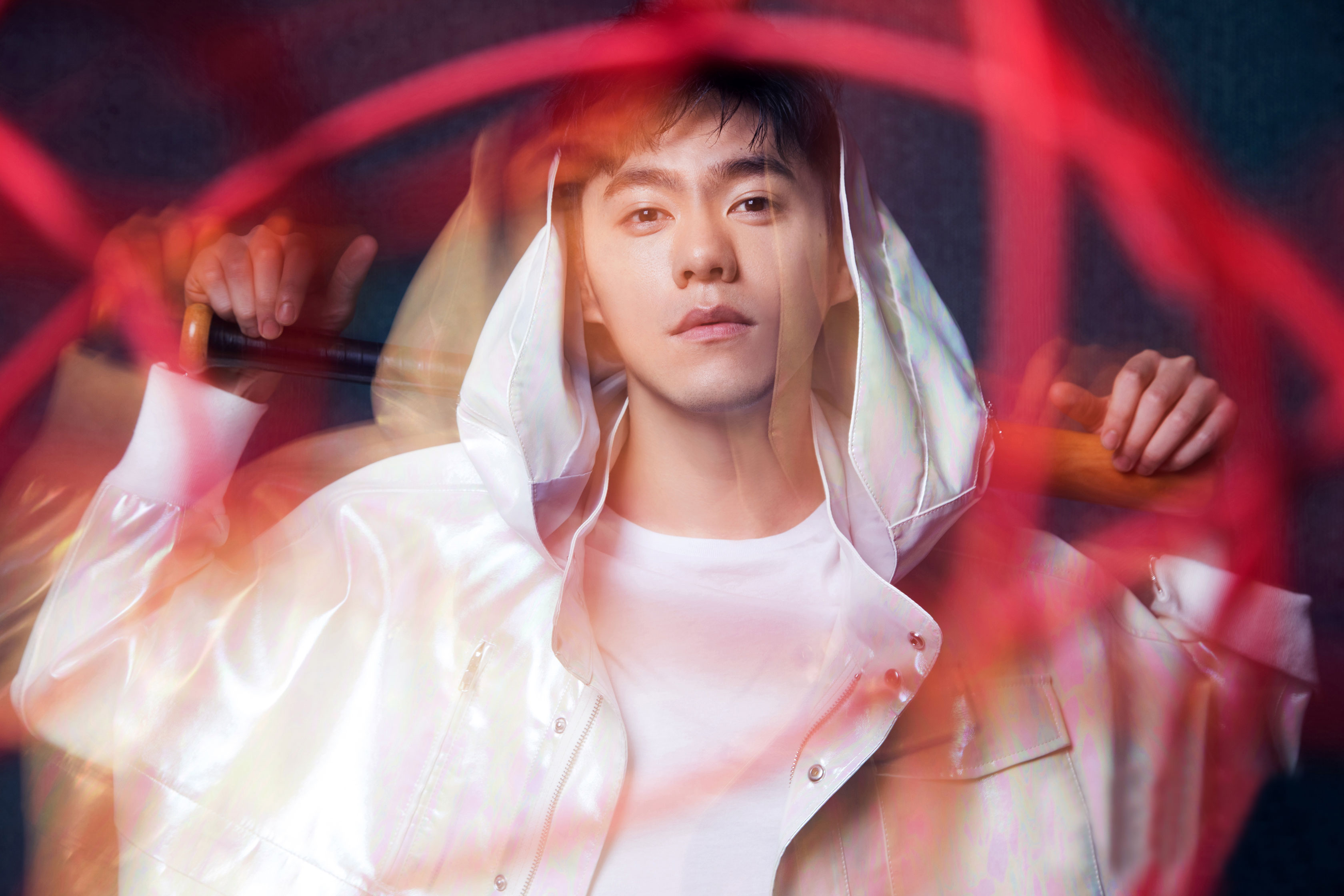 李程彬烈火军校搭档许凯被赞高颜值双子星大片一展双面魅力