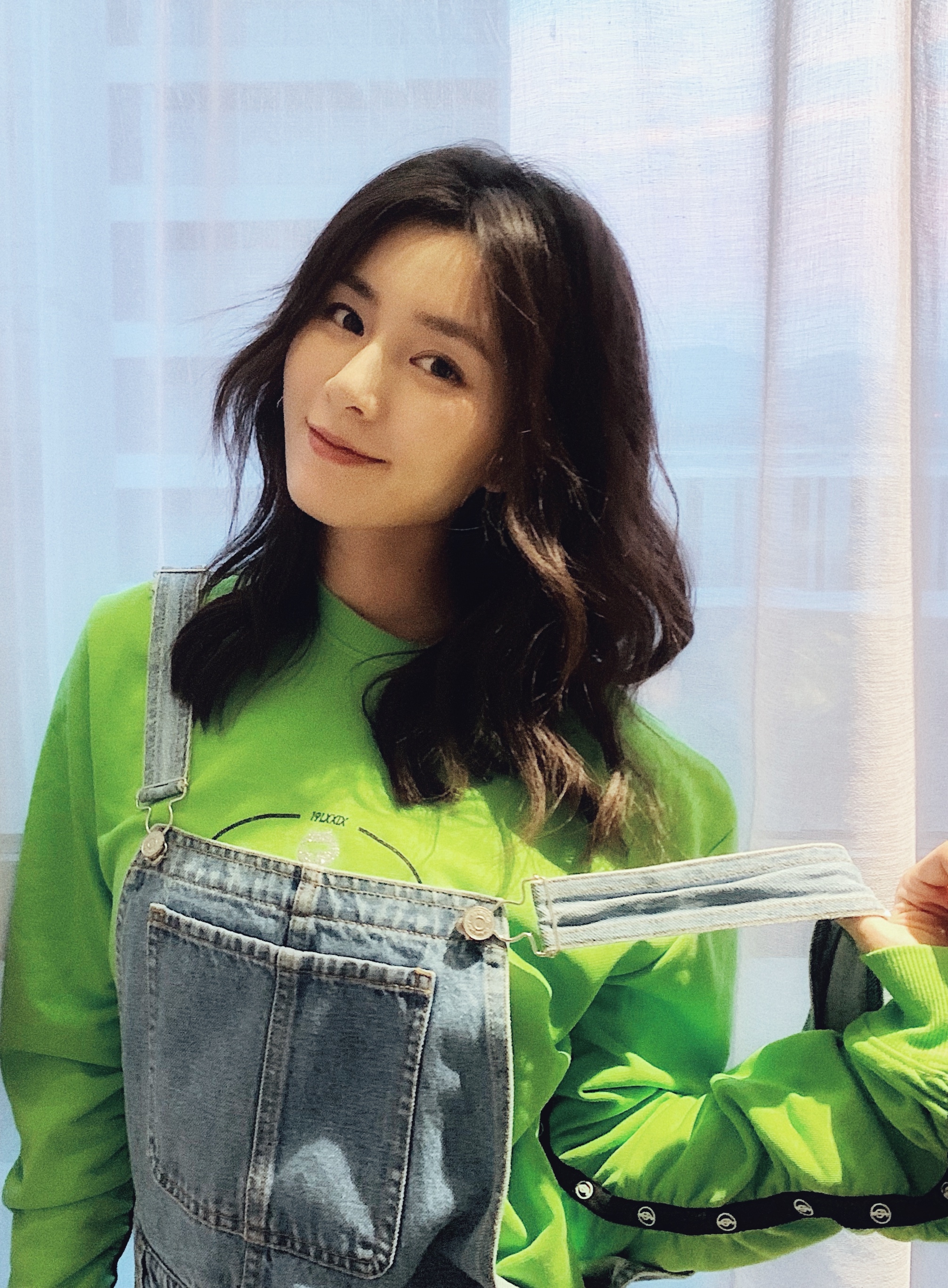 郑舒环初恋了那么多年杀青感恩角色成就更好的自己