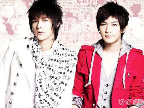 炎亚纶和汪东城曾经是"东纶cp",经常会有糖.