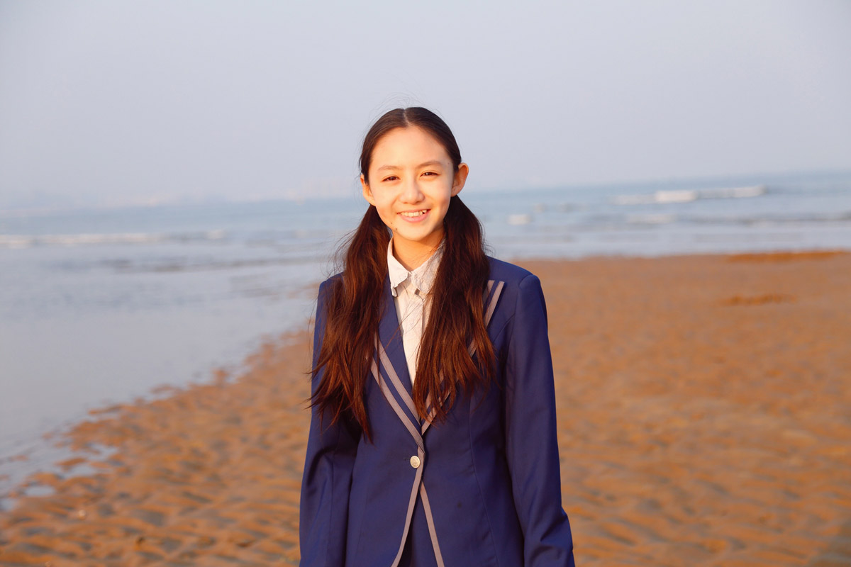 剧版闪光少女杀青剧组年龄最小演员张格高萌来袭