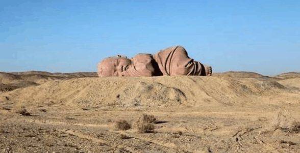 雕像第一次建成时,它就让大家关注环境保护,因为他不仅是"地球之子"