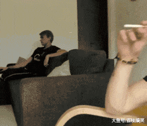 搞笑GIF:到处跑啥,回窝带孩子去 - 360娱乐,你开心就好