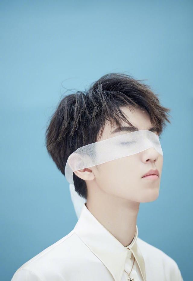 爱豆蒙眼造型大盘点!