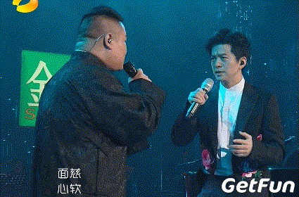 歌手决赛李健组队岳云鹏唱歌搞笑我们都是认真的