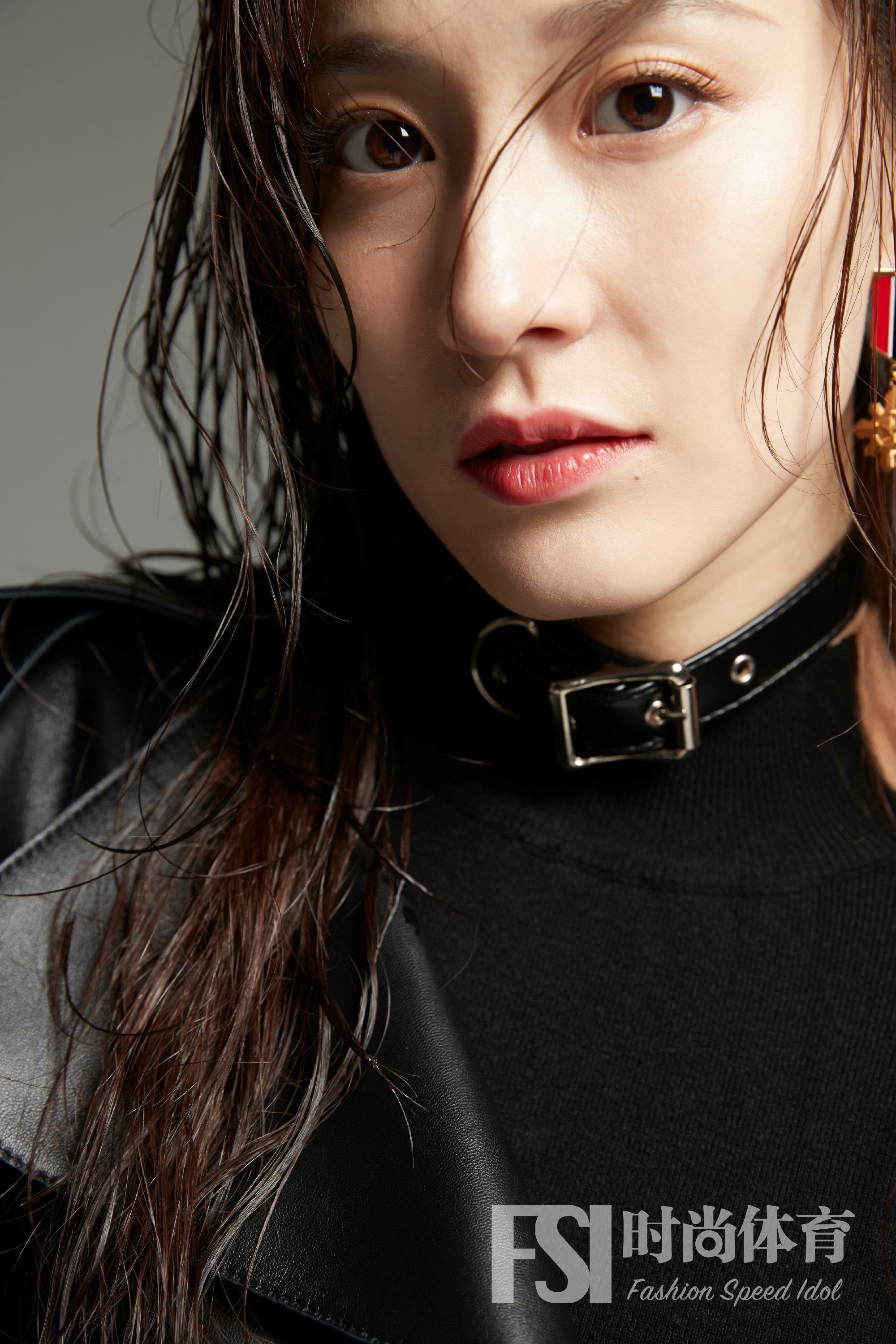 艺术体操女神张豆豆拍摄时尚大片猫系女友气场全开