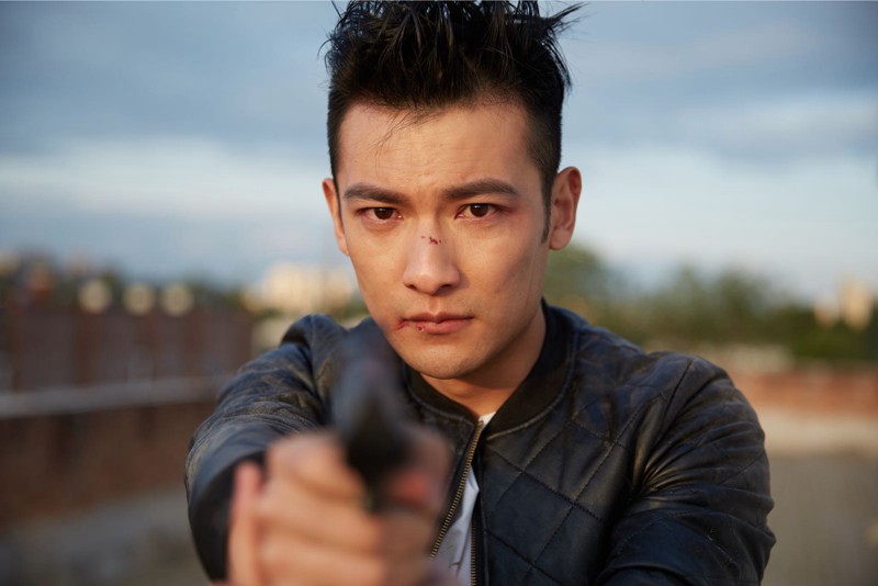 学院07级表演本科班,在《夺命剑》中饰演六扇门总管的80后青年郭凯