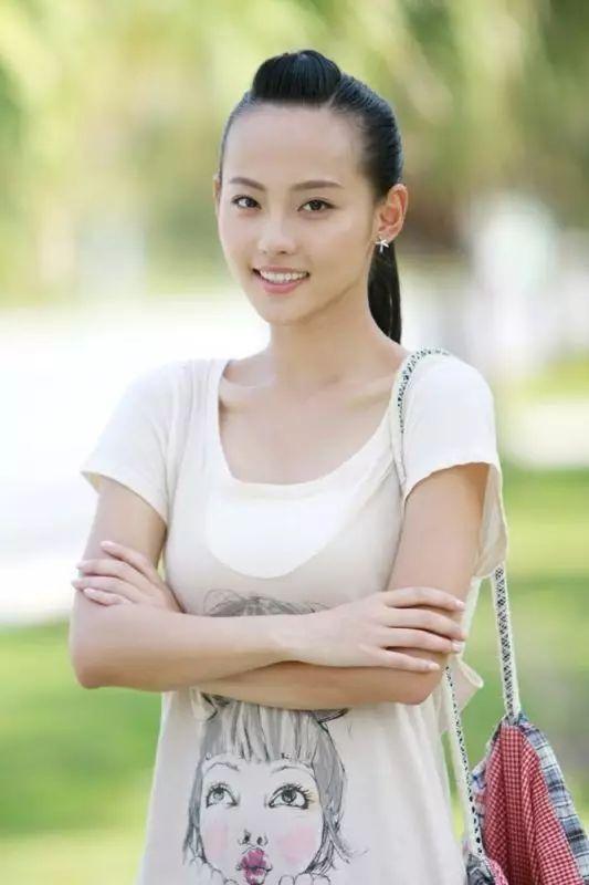 嫁入豪门被宠溺，霸道总裁跪地求婚，活成现实版琼瑶女郎！