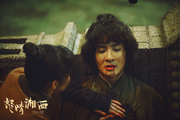 老洋人下线引泪奔盛冠森怒晴湘西贡献精湛表演