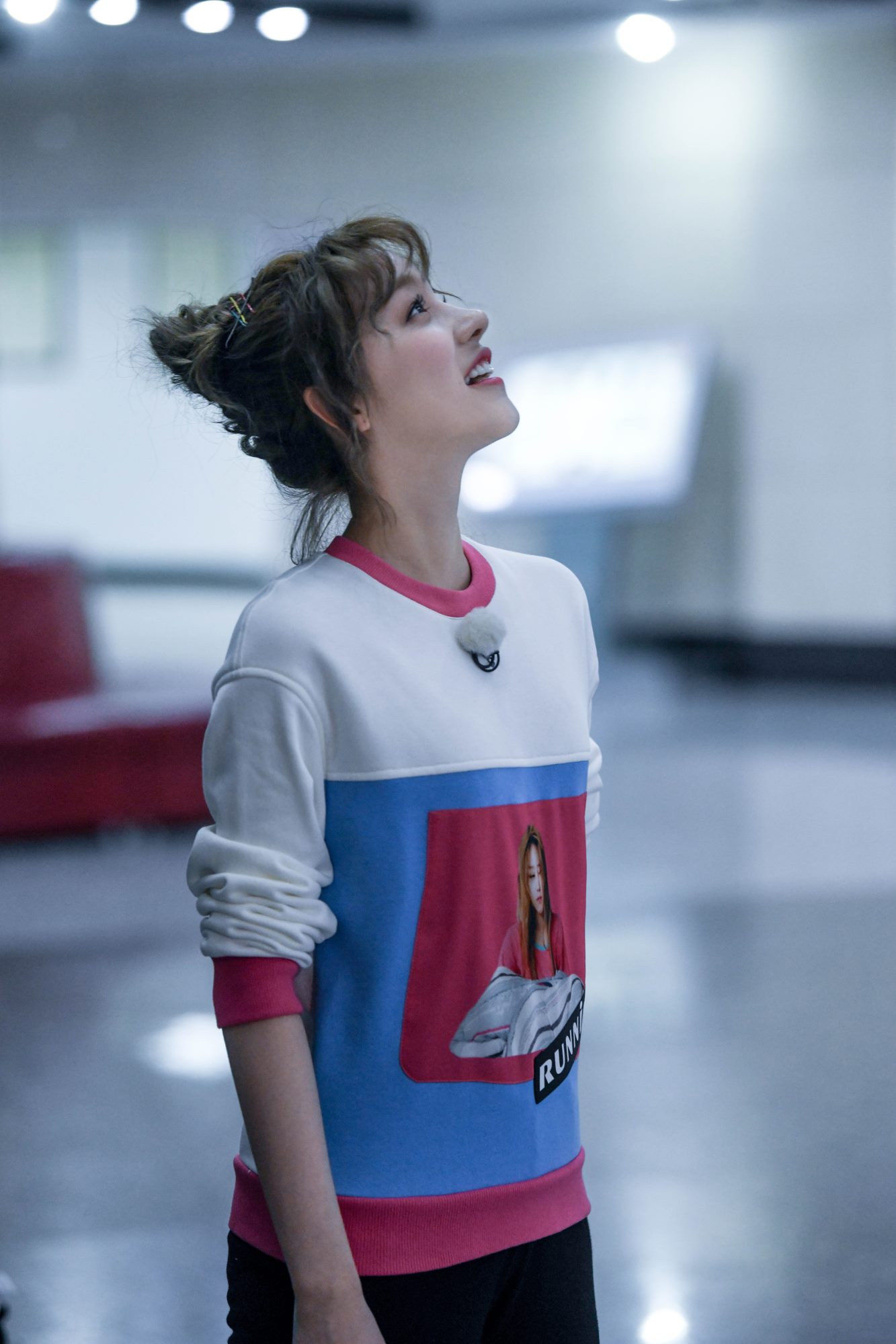 此次成员们和嘉宾共分为两队,宋雨琦携手李晨,黄旭熙,杨迪组成"早起队