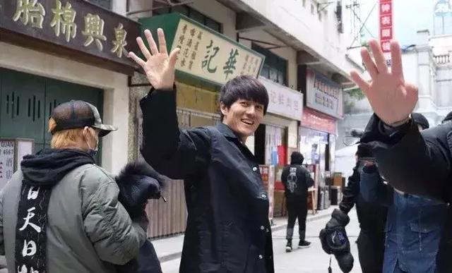 吴克群恋上许嵩MV女主角，如今吴克群的新闻不是整容就是绯闻？
