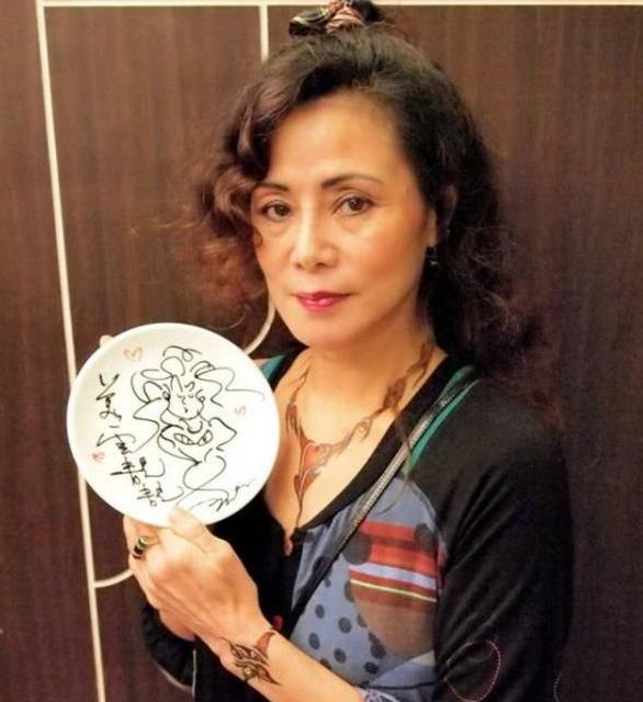 第一代名模邝美宝患癌去世 曾是最艳 女鬼 被周海媚抢走男友 360娱乐