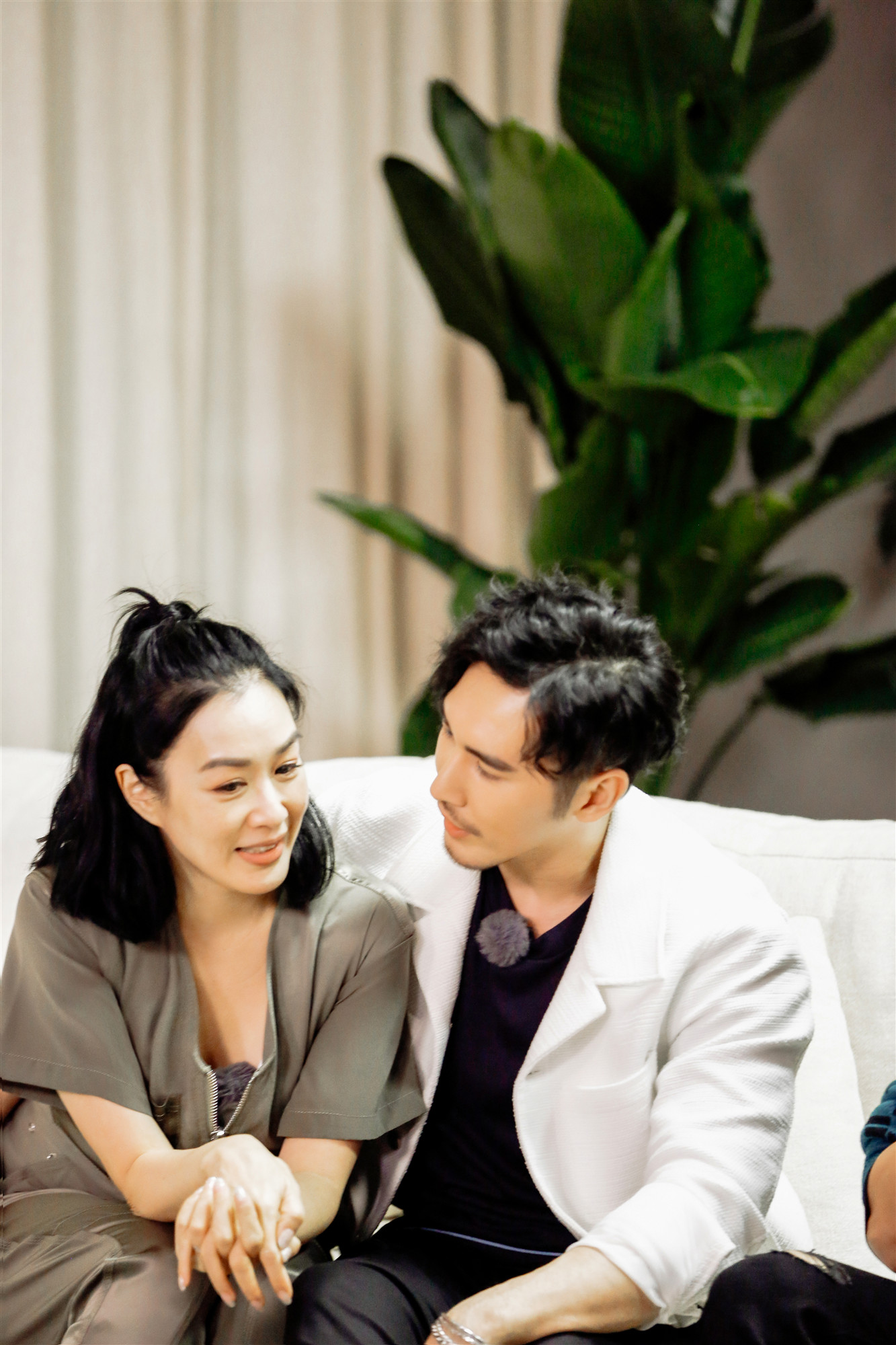 《我最爱的女人们》钟丽缇回忆吵架落泪 蔡少芬道出婚姻真谛 - 360