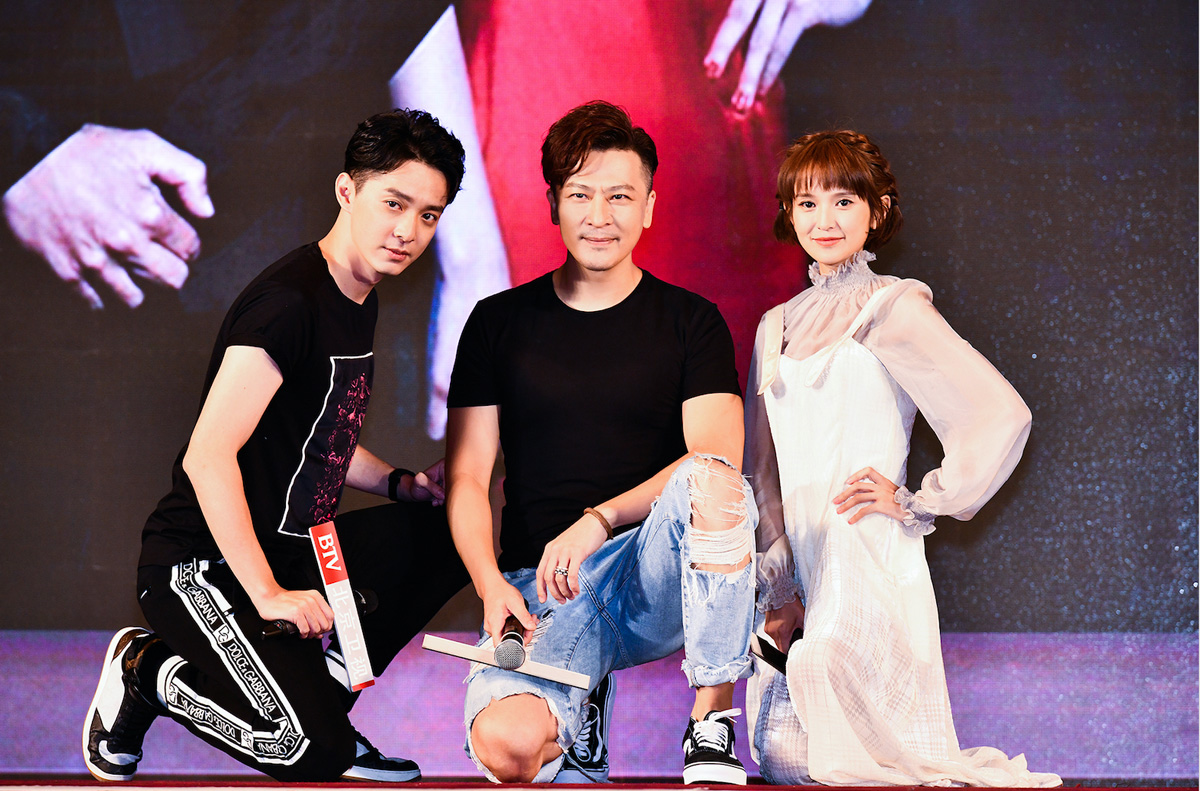 年代传奇大戏娘道召开新闻发布会岳丽娜于毅演绎母爱经典