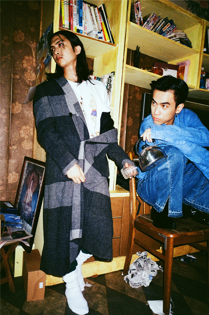 jade成团于2017年底,对于很多乐迷来说他们是一支全新的乐团双人组合