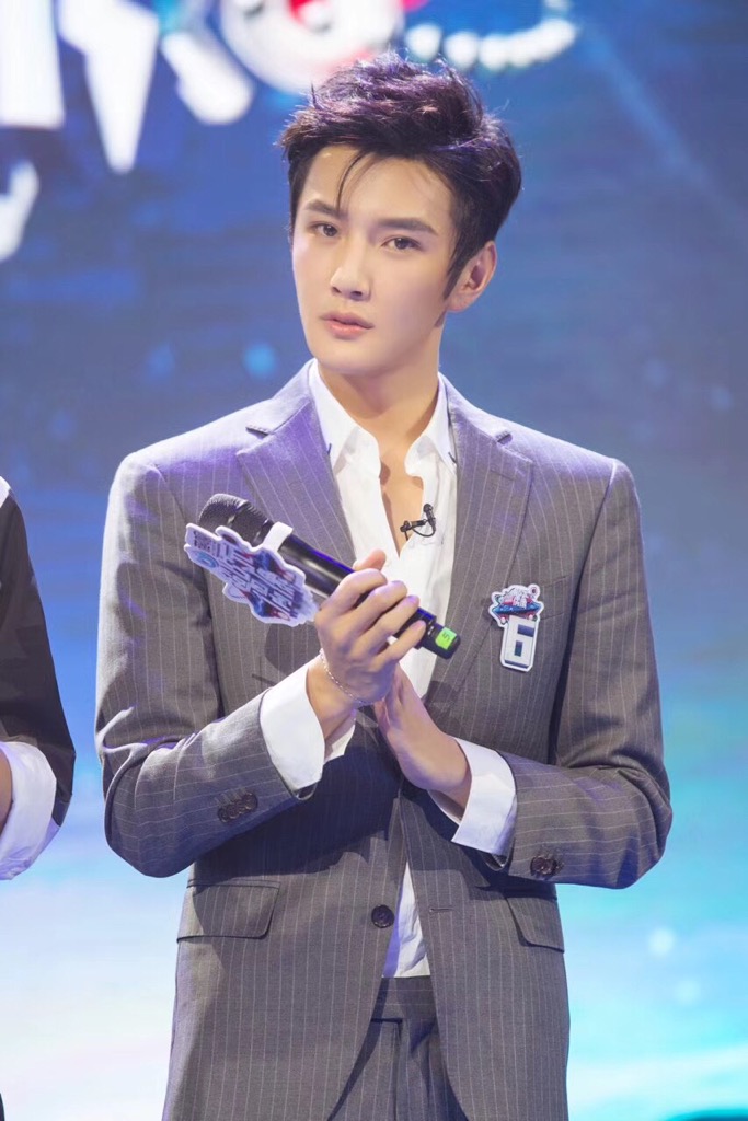 舔屏系列手控党的福利彦希修长美手苏到炸