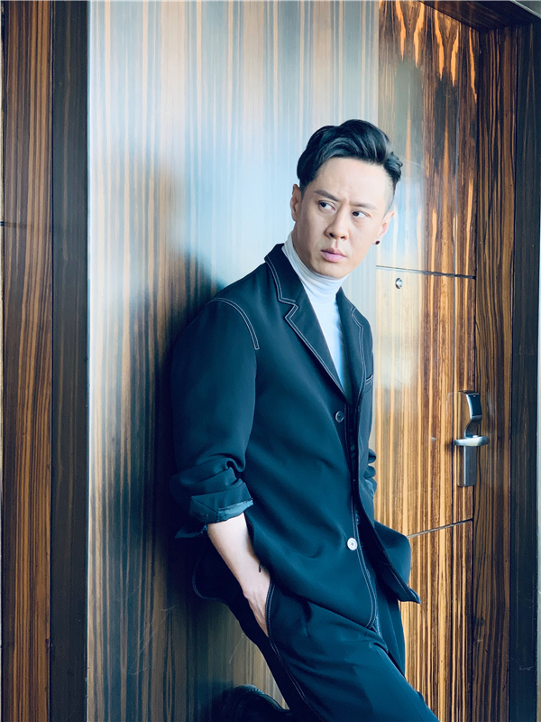 马浴柯现身《云南虫谷》首映礼 声优老炮儿竟变身"一秒哥" - 360娱乐,