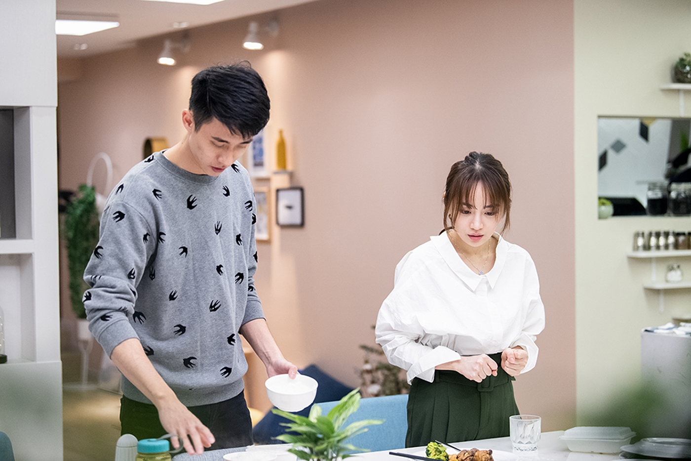 遇见你真好吴宣仪吃货上线力挺主厨大叔直男陈溥江变学霸迎来首开张