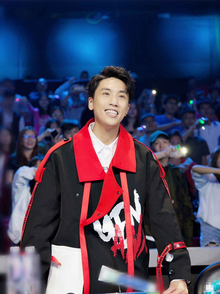 粤语好声音陈乐基战队成功晋级中国风武魂惊艳获赞