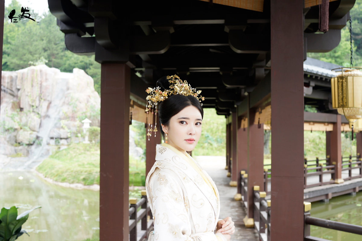 太子妃下线超催泪张璇励志剧白发中获赞誉